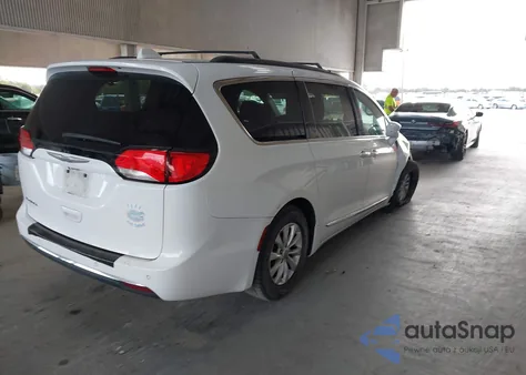 2017 Chrysler Pacifica Touring-L from USA, damaged, VIN 2C4RC1BG2HR527165